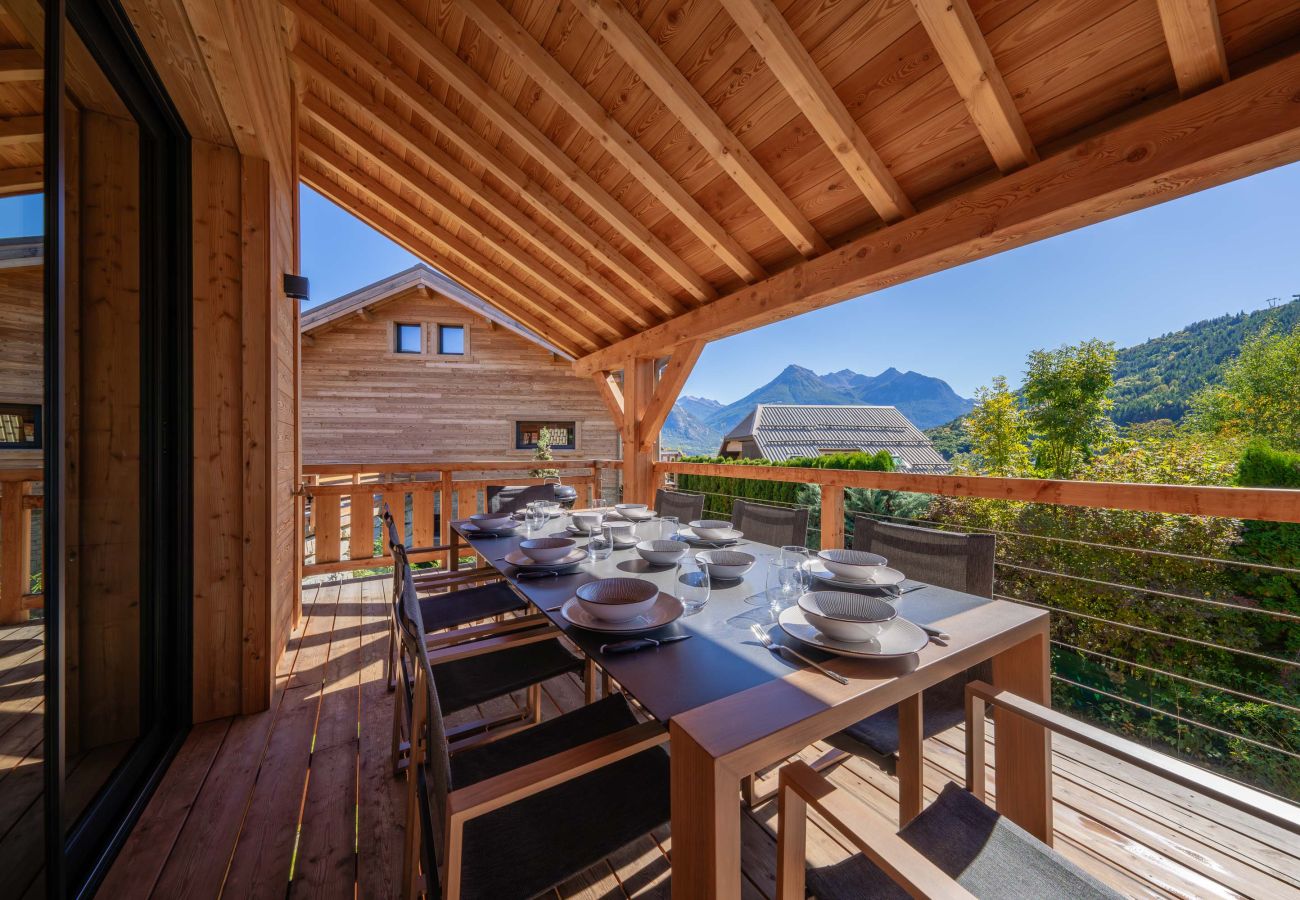 Chalet in Briançon - Chalet Jade